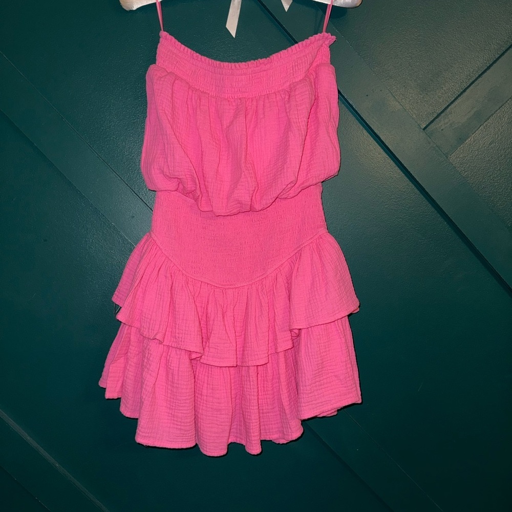 Women's Backless Ruffle Mini Dress - Pink